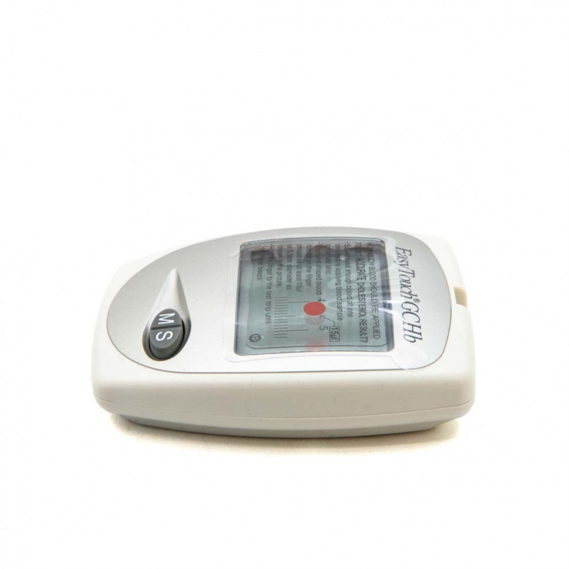 Прибор для измерения холестерина, глюкозы и гемоглобина ИзиТач (Easy Touch GCHb)