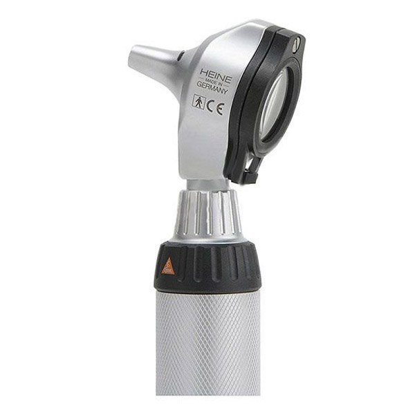 Отоскоп F.O. BETA 200 с рукояткой перезаряжаемой BETA 4 NT Heine