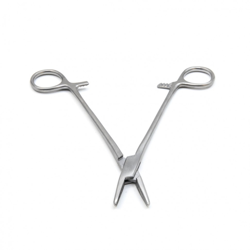 Иглодержатель общехирургический, 180 мм. Surgiwell