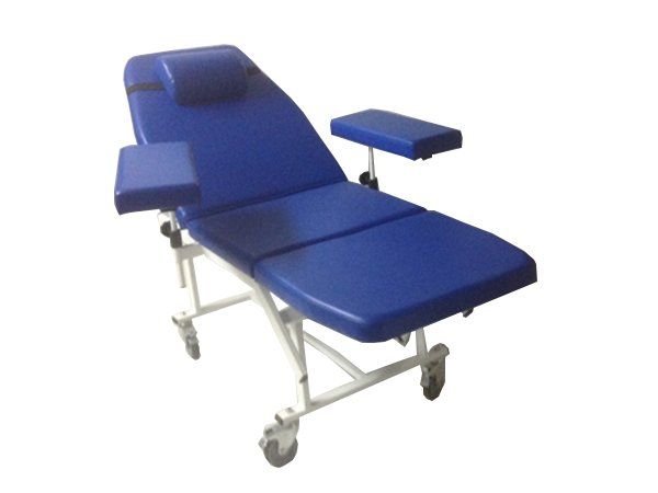 Кресло пациента процедурно-смотровое МД-КПС-3 на колесах