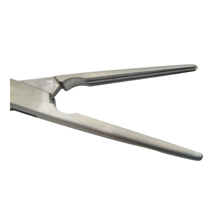 Зажим кровоостанавливающий с атравматической насечкой прямой 160мм