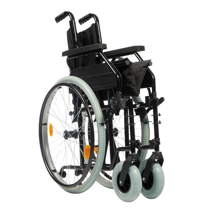 Инвалидная кресло-коляска механическая Ortonica Base 400