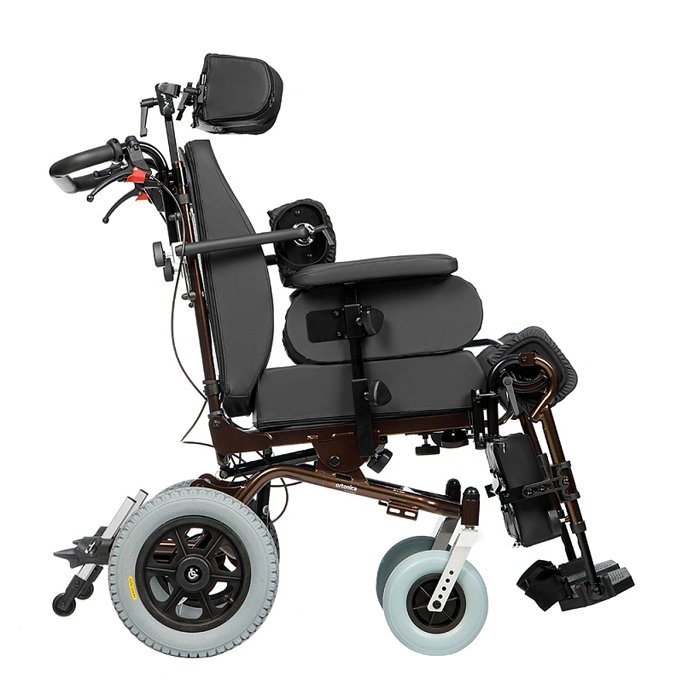 Кресло-коляска инвалидная механическая Ortonica Luxe 200
