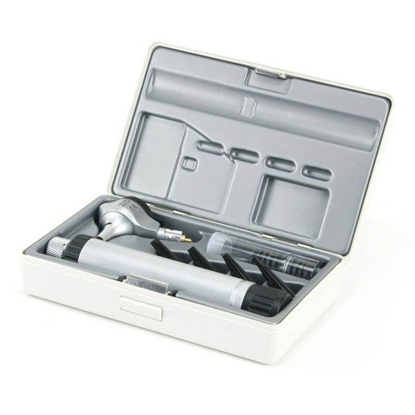 Фиброоптический отоскоп BETA 200 в наборе с рукояткой BETA TR Li-ion 3,5 В перезаряжаемой с сетевым адаптером Heine