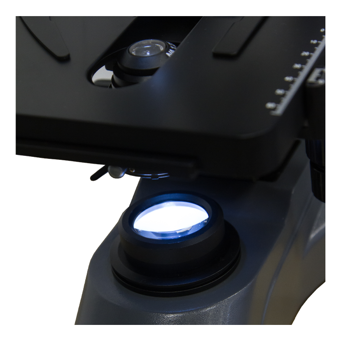 Микроскоп Levenhuk 700M монокулярный