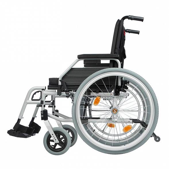 Инвалидная кресло-коляска механическая Ortonica Trend 45