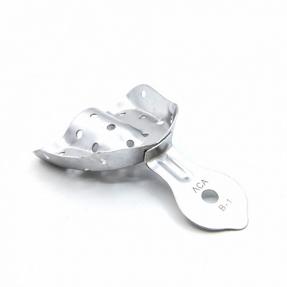 Ложка оттискная стоматологическая для верхней челюсти № 1. Surgiwell