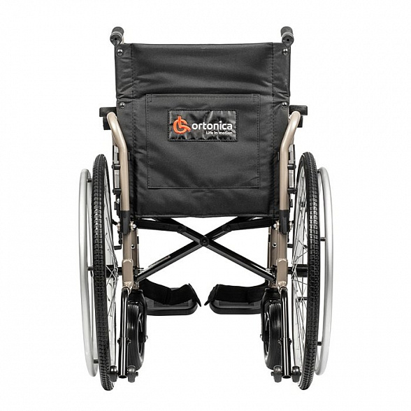 Инвалидная кресло-коляска механическая Ortonica Base Lite 200