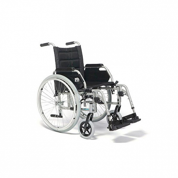 Инвалидная кресло-коляска механическая Vermeiren Eclips X4 90°