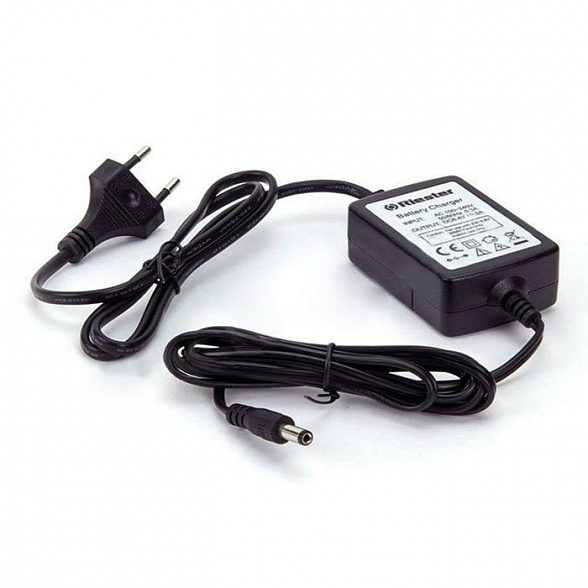 Налобный осветитель Ri-focus LED с одним набором NiMH аккумуляторов ААА и зарядным устройством, Riester