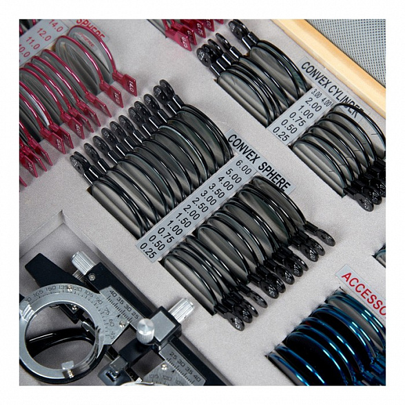 Набор пробных очковых линз с оправой на 103 линзы (металл)