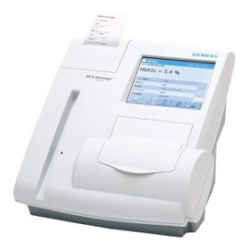 Экспресс-анализатор для определения гликозилированного гемоглобина, микроальбумина, креатинина "ДСA Вантаж" (DCA Vantage) с принадлежностями
