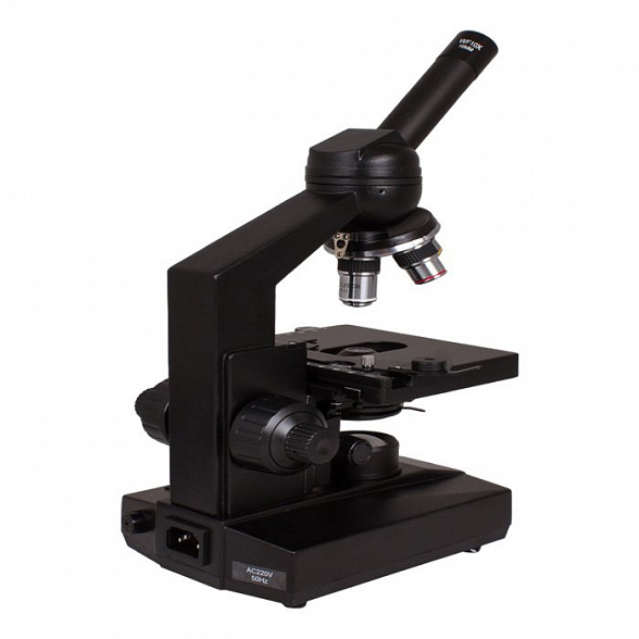 Микроскоп монокулярный Levenhuk 320