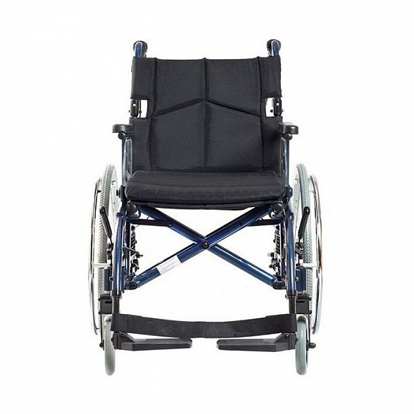 Инвалидная кресло-коляска механическая Ortonica DELUX 520