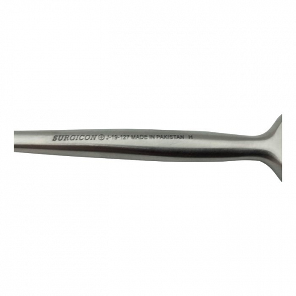 Крючок хирургический острый трехзубый №2 Surgicon