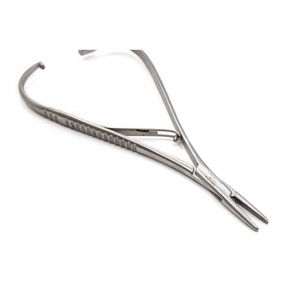 Иглодержатель по Матеу 17см