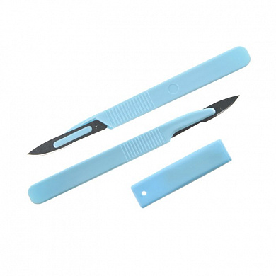 Скальпель хирургический одноразовый с пластмассовой ручкой Тип 1 с лезвием №13, 50 шт.