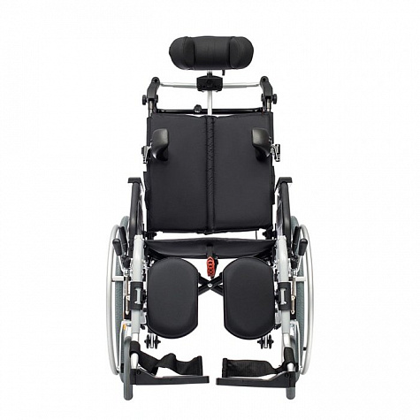 Инвалидная кресло-коляска механическая Ortonica Comfort 400