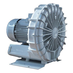 Cattani Medio-Jet 2V - стоматологический аспиратор для сухой аспирации на 7 установок, без кожуха, с компенсационным клапаном