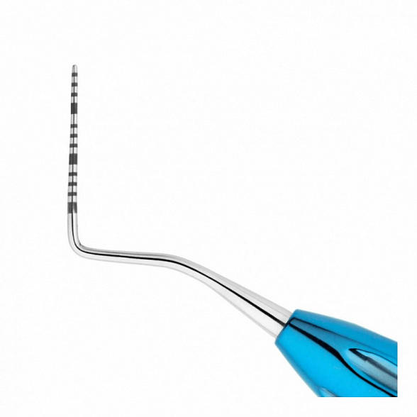 Зонд двусторонний, длина градуированной рабочей части 17,5 мм, толщина кончика рабочей 0,5 мм, общая длина 185 мм, рабочая часть - нержавеющая сталь, рукоятка - титан