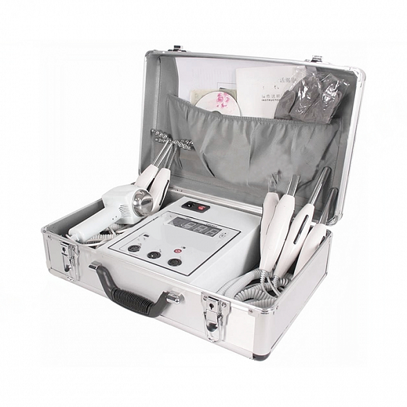 Аппарат микротоковой терапии в кейсе 4 в 1 CH-647 R2