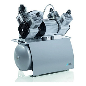 Quattro - четырехцилиндровый безмасляный компрессор с осушителем, ресивер 50 л, 230 л/мин