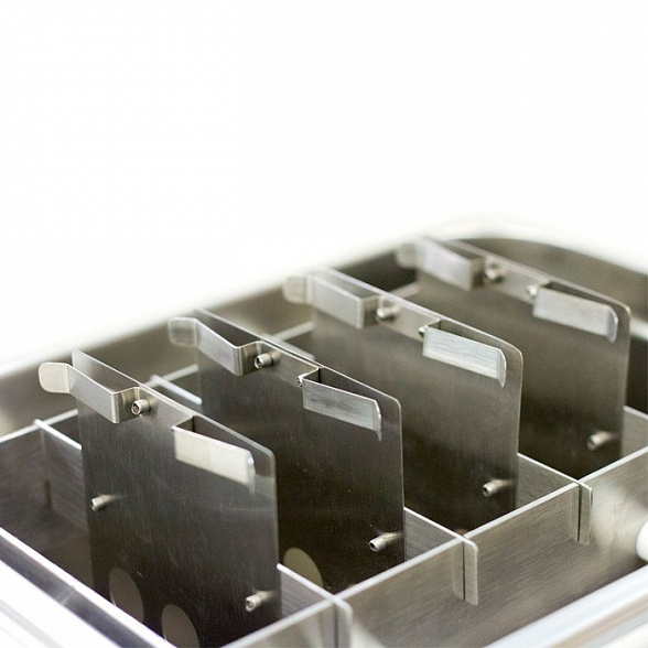 Аппарат для быстрого размораживания крови, её компонентов, препаратов и инфузионных растворов «Leadmelt» 1