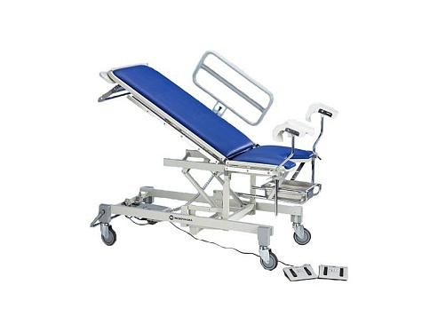 Стол для осмотра 4242 с электрическим приводом Merivaara