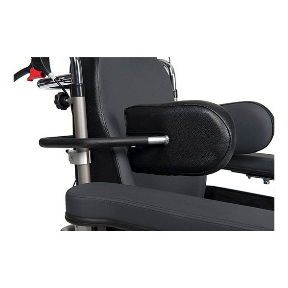 Инвалидная кресло-коляска механическая Vermeiren Inovys II