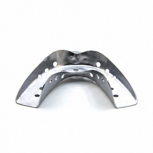 Ложка оттискная стоматологическая для нижней челюсти № 3. Surgiwell