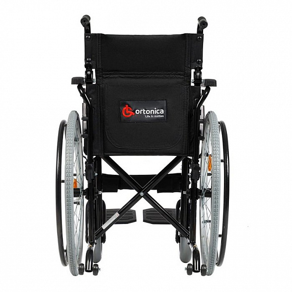 Инвалидная кресло-коляска механическая Ortonica Base 450