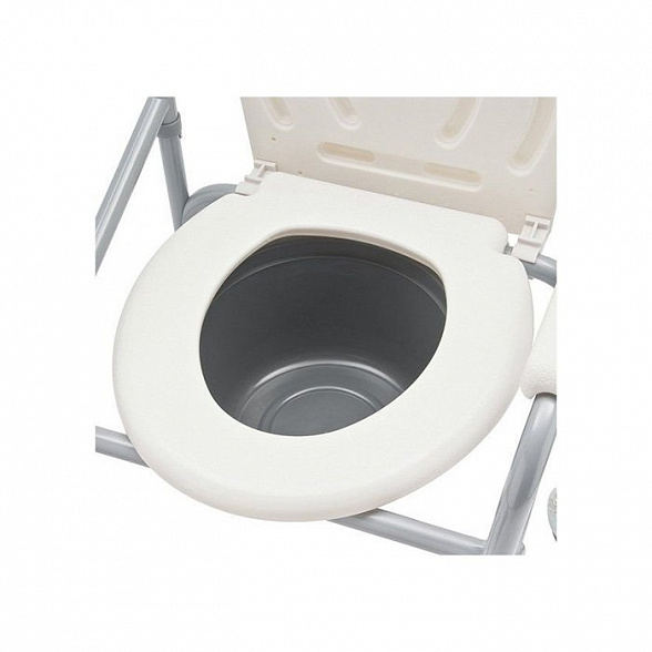 Кресло-коляска для инвалидов FS696 с санитарным оснащением