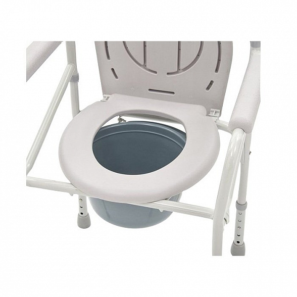 Кресло-коляска для инвалидов FS693 с санитарным оснащением