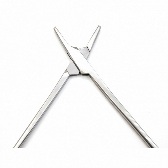 Иглодержатель общехирургический с твердосплавными пластинами 200мм