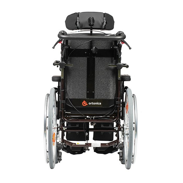 Инвалидная кресло-коляска механическая Ortonica Comfort 600