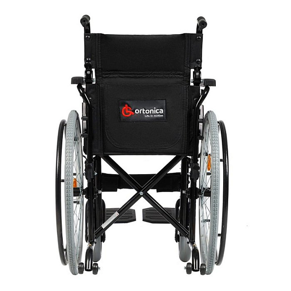 Инвалидная кресло-коляска механическая Ortonica Base 450
