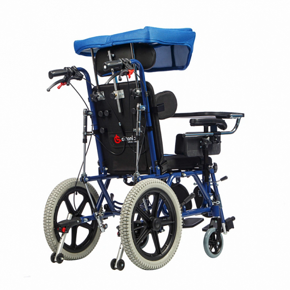 Детская инвалидная кресло-коляска механическая Ortonica Olvia 400 столик и папюшон