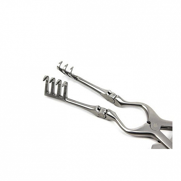 Ранорасширитель с кремальерой 3 х 4 о/к 140 мм шарнирный, остроконечный