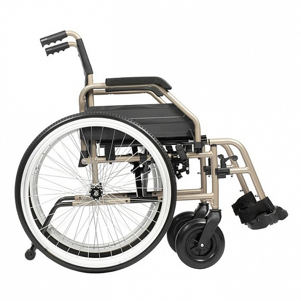 Инвалидная кресло-коляска механическая Ortonica Base Lite 200