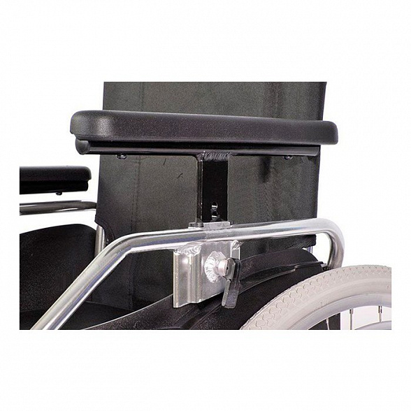 Кресло-коляска FS218LQ