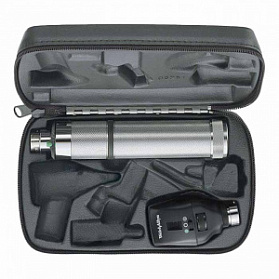 Офтальмоскоп Coaxial с принадлежностями: рукоятка на батарейках, кейс Welch Allyn