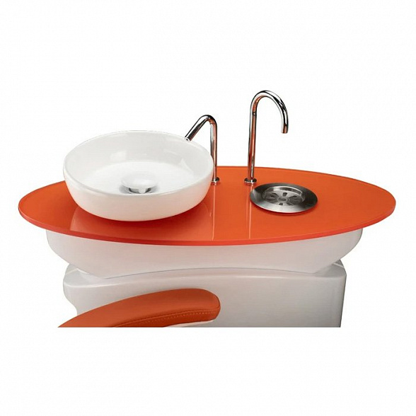 Appollo IV - стоматологическая установка с нижней подачей инструментов