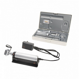 Отоскоп ветеринарный G100 с рукояткой перезаряжаемой BETA 4 USB, c принадлежностями Heine