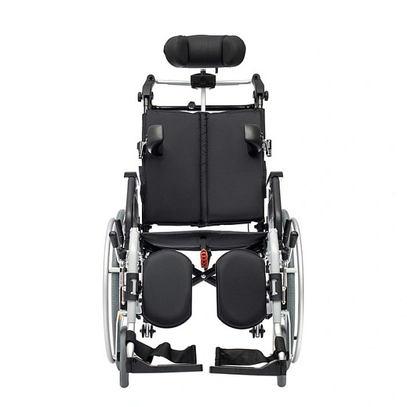 Инвалидная кресло-коляска механическая Ortonica Comfort 400