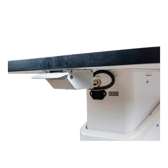 Столик приборный с электроприводом с черной столешницей Stern Lift