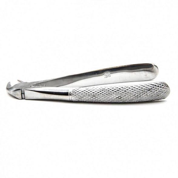 Щипцы для удаления молочных резцов нижней челюсти №38. Surgiwell