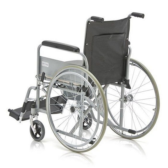 Кресло-коляска для инвалидов FS682 с санитарным оснащением