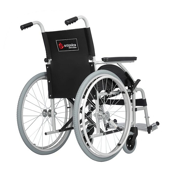 Инвалидная кресло-коляска механическая Ortonica Base Lite 150