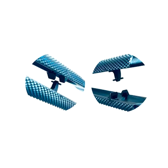 Иглодержатель микрохирургический, изогнутая рабочая часть, толщина ручки 8,5 мм, ширина рабочей части 1,2 мм, общая длина 180 мм, замок - U, титан