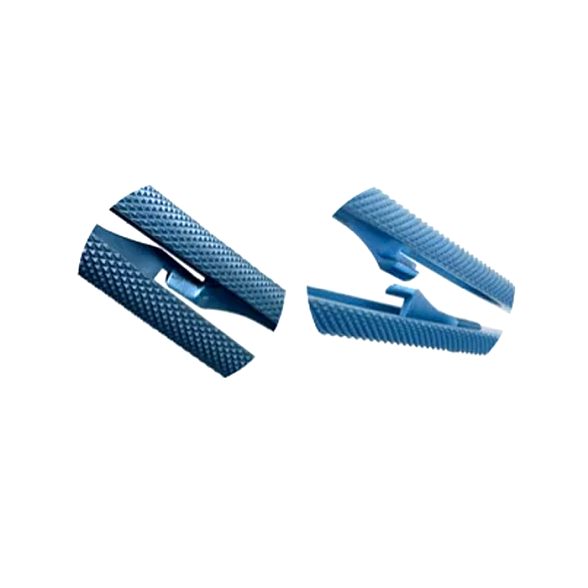 Иглодержатель микрохирургический, прямая рабочая часть, толщина ручки 8,5 мм, ширина рабочей части 1,0 мм, общая длина 180 мм, замок - L, титан